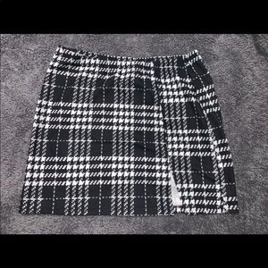 Black plaid skirt